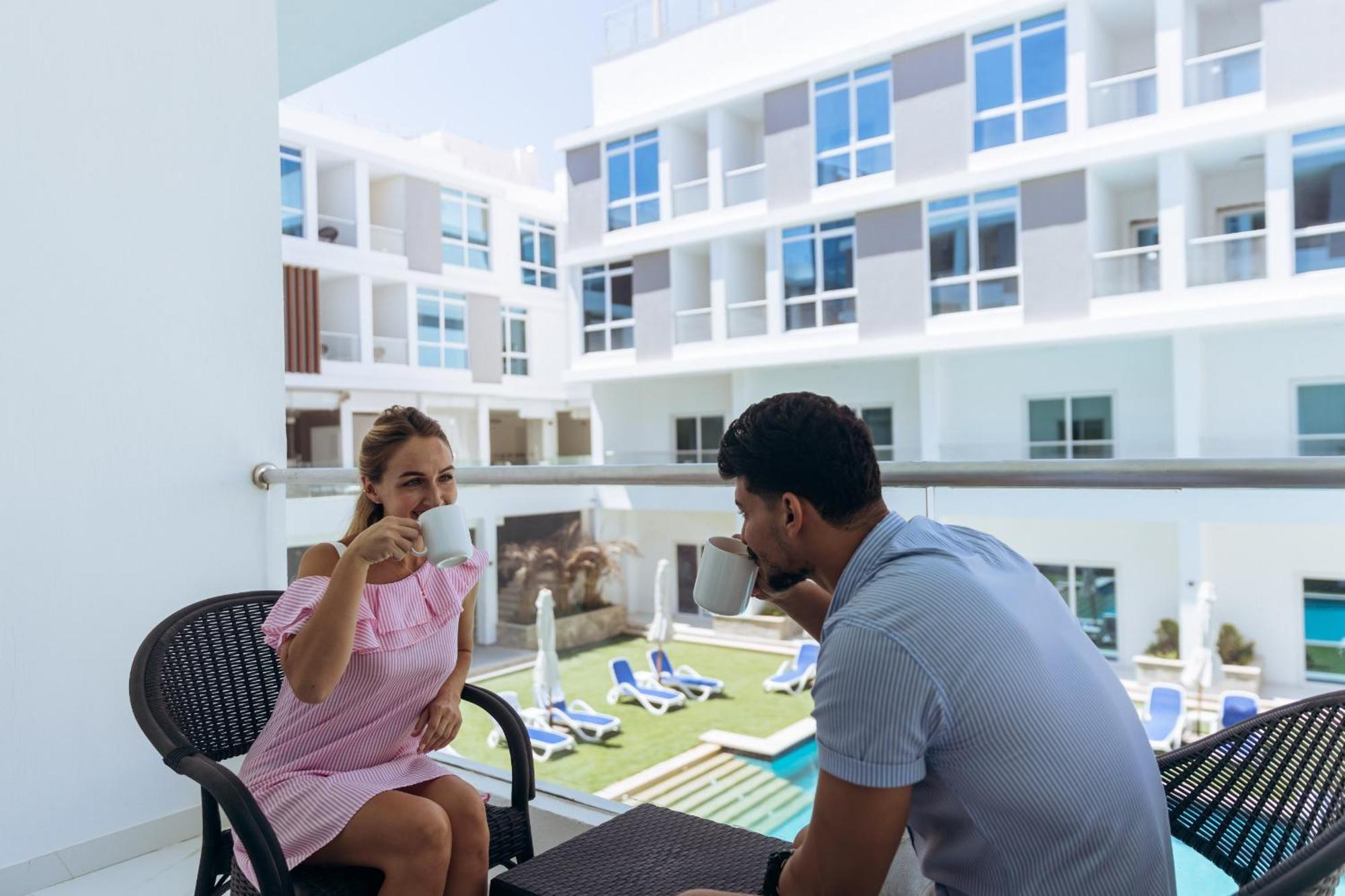 Sky Star Hotel Free Shuttle To Hurghada City Center Exterior photo